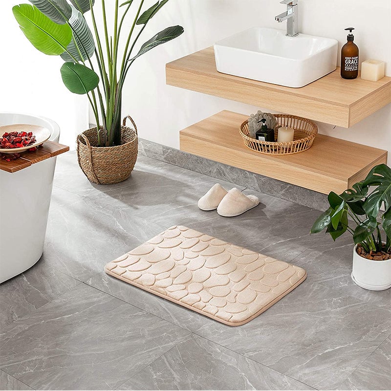 Non-Slip Mat with Pebble Pattern
