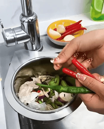 Stainless steel drain basket for kitchen sink