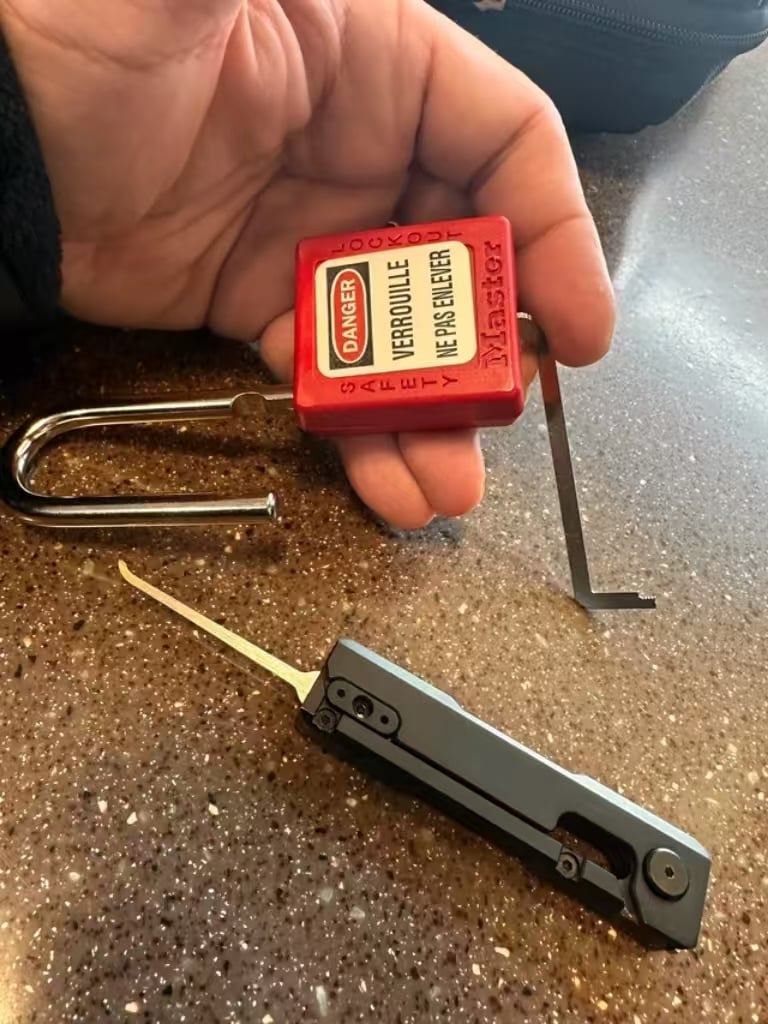 Lock Pick Set