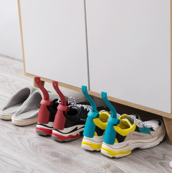 WEAR SHOE HELPER