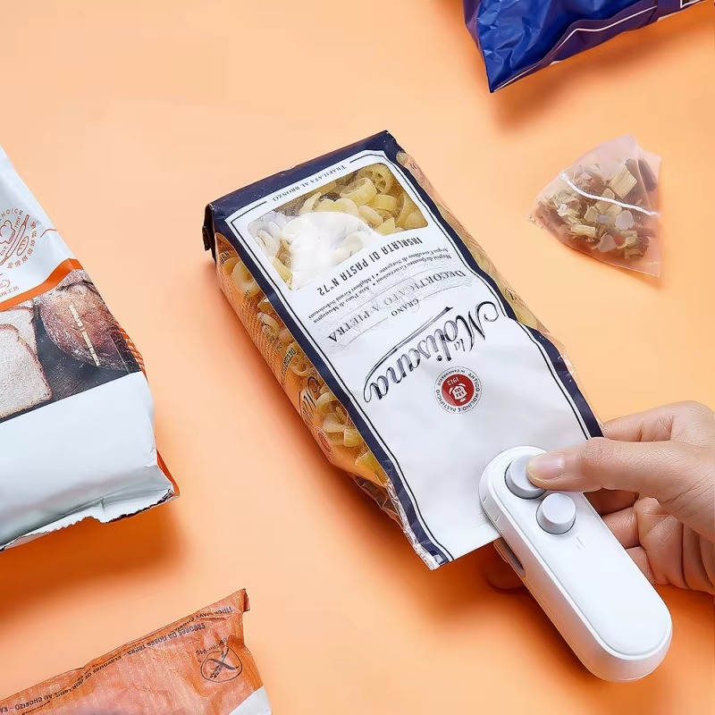 Mini Bag Sealer with Cutter and Magnet